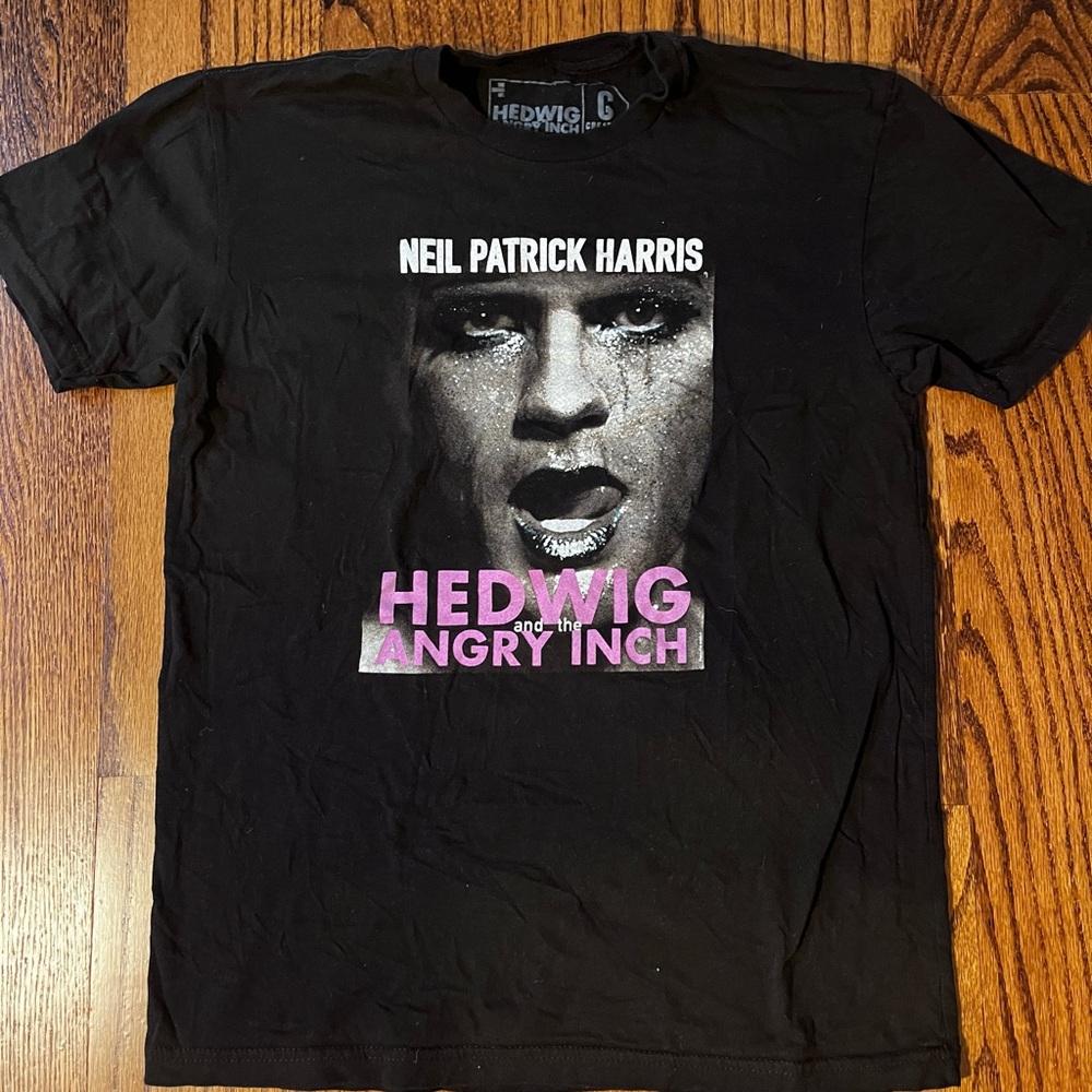 Heading And The Angry Inch T-Shirt Size Small